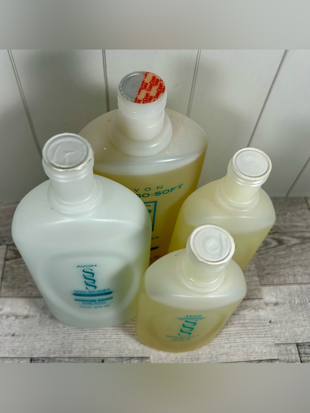 Avon Skin So Soft Bath Oil & Body Lotion - Still Sealed Vintage 1991, 1997, 2002 - Picture 4 of 8